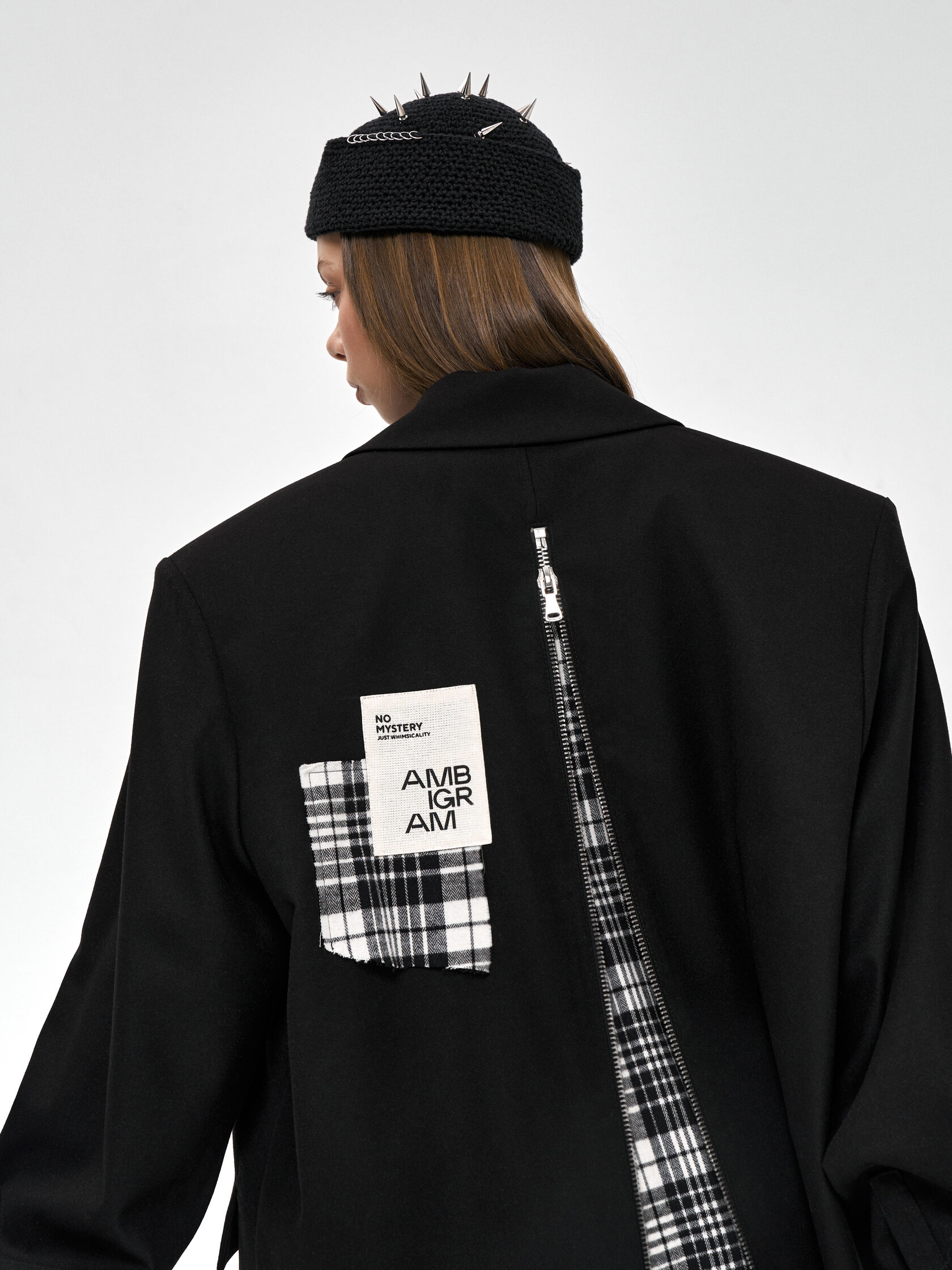 Пиджак «Молнии». Чёрный